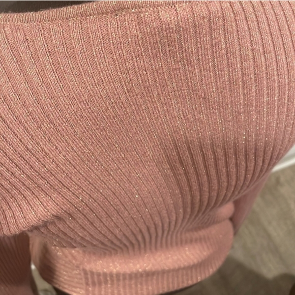 Deep Front V-neck pink metallic glitter Knitted pink Sweater - Picture 6 of 8